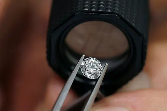 What’s the Real Deal? Lab Diamonds, Diamond Simulants, and Cultured Diamonds Explained