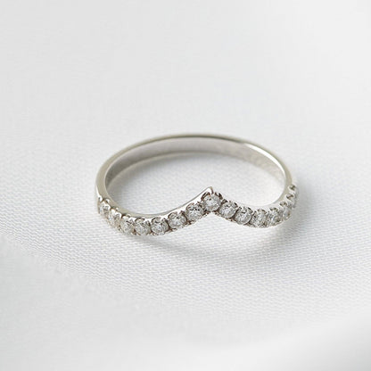 Half Pavè With Peak Moissanite Wedding Band