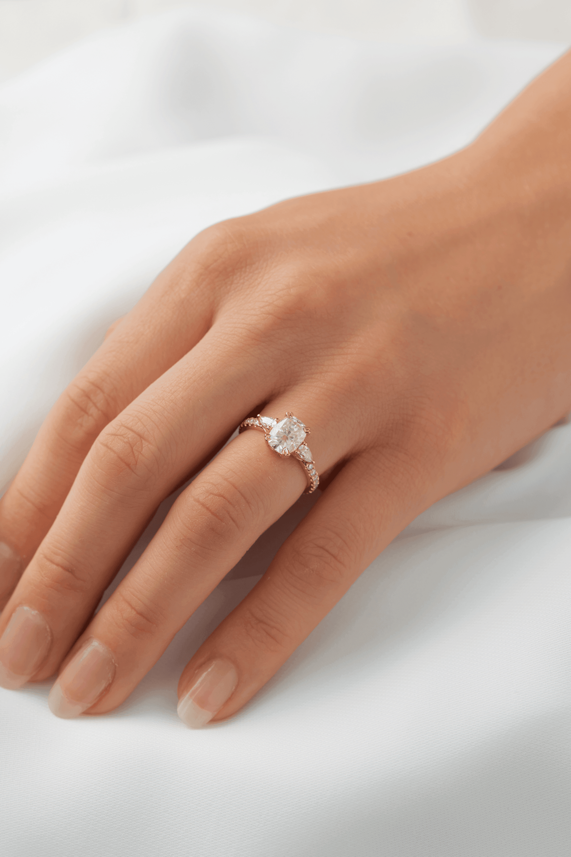 Test Product Ringbuilder - Moissanite Engagement Rings